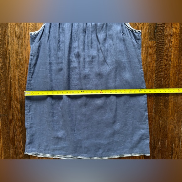 C&C California 100% Linen Embroidered Dress - Picture 16 of 17